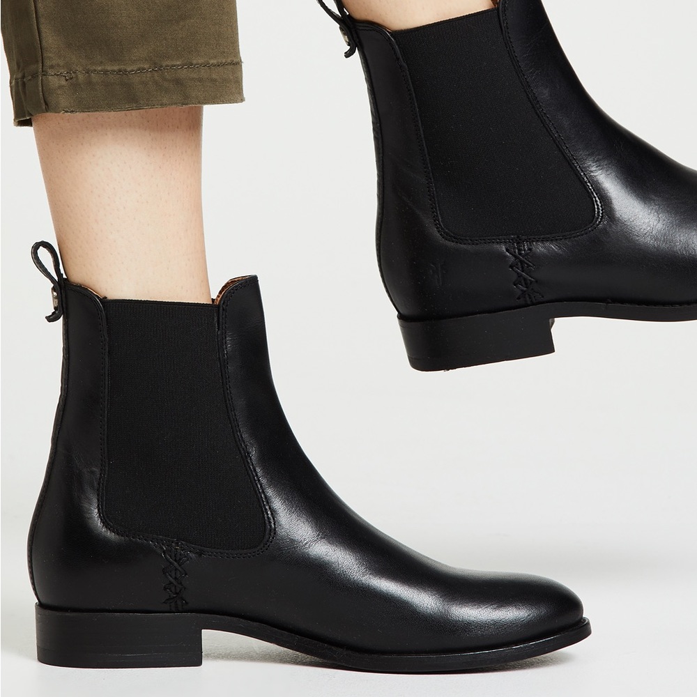 $369 Frye Melissa Chelsea Black Genuine Leather Comfy Low Heel Short Ankle Boot - Picture 16 of 16